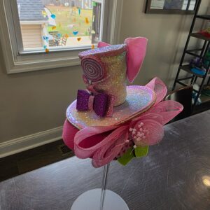 Preakness Fascinator - pink tophat
